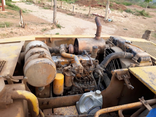 KOMATSU PC100-2