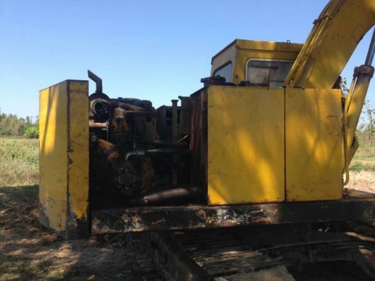 KOMATSU PC100-2