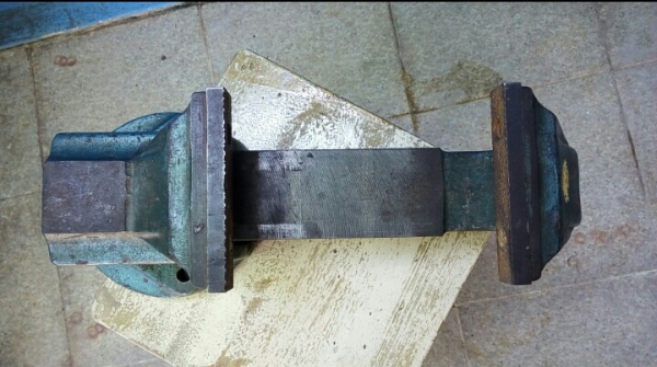 ปากกาจับชิ้นงาน 5&quot; Made in Poland