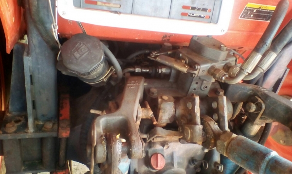 รถไถ M 70 ปี 51 มีอุปกร ผานหน้า + ผานหลัง เล่มทะเบียน พร้อม ขายด่วน 350000 บาท  ดูรถที จ.ศรีสะเกษ วันทูคอล 098 668-3479 dtac 094 283-9369 สิทธิ์ คับ