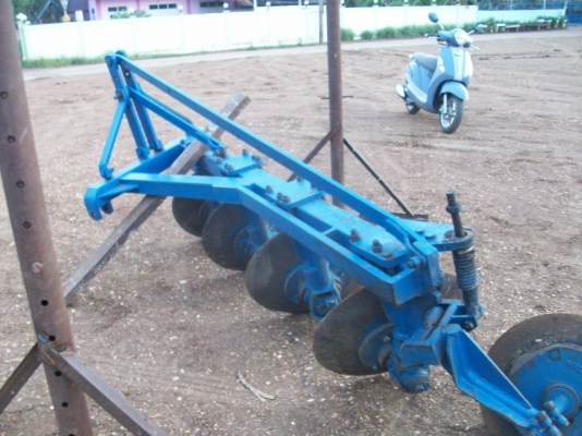 ขายหาง 4 ฟอร์ด สภาพสวยพร้อมใช้งาน ขายหาง 4 ฟอร์ด สภาพสวยพร้อมใช้งาน