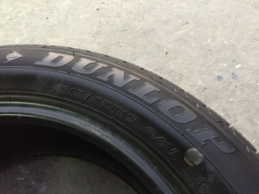ยาง Dunlop 215-55-17 ปี 15 ครบชุด 4 เส้น 5000  สภาพสวยๆไม่มีปะไม่บวมไม่กินข้าง  ดอกยางเหลือเยอะเอาไปวิ่งกันใด้อีกยาวค่ะ