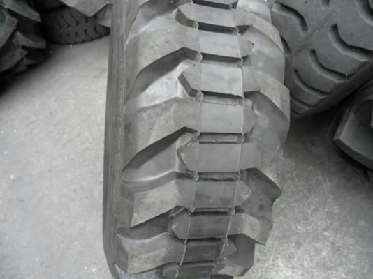 ยางหล่อ มีหลายขนาด ครับ ยางหล่อ มีหลายขนาด ครับ