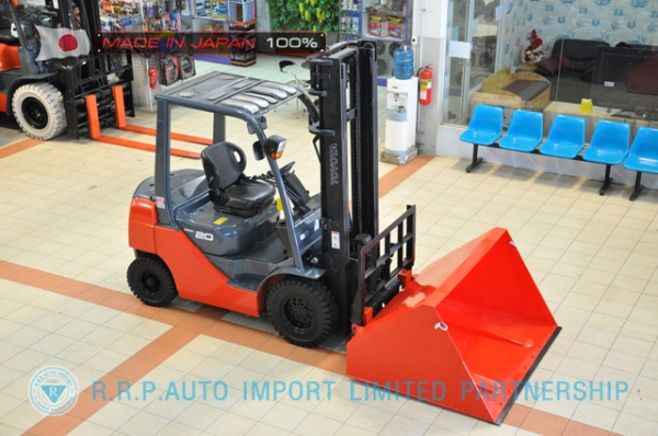 ขายรถโฟล์คลิฟท์มือสอง TOYOTA รุ่น 8FD20-12626 นำเข้าจากประเทศญี่ปุ่น 100\% ไม่เคยใช้งานในไทย