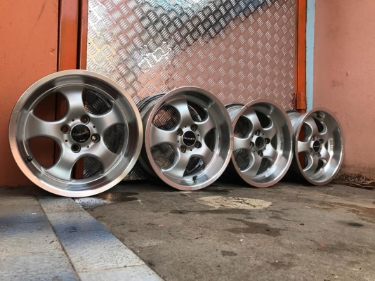 ขายล้อ w work nezart แท้ๆ ญี่ปุ่นปุ่น. 15x7 et 35  4/100