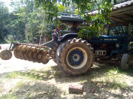 ขายรถไถ่ฟอร์ด  6610  พร้อมใช้งานเล่มพร้อม..