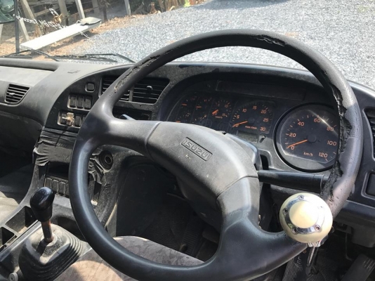 ขายหัวเก๋ง ISUZU GIGA นำเข้าจากญึ่ปุ่น ราคาถูกๆ สนใจติดต่อ 081-948-5494