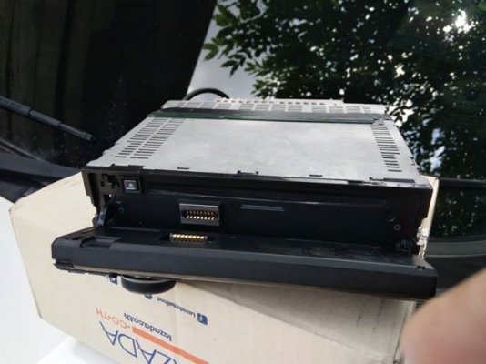 ขายAlpine cda-105 ji ขายAlpine cda-105 ji