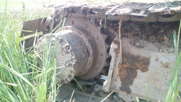 รถขุด KOMATSU PC120-2 บูม อาร์ม พิเศษ รถของท่าน ป้อเลี้ยง เสรี ท่านฝากขาย เพื่อเปลี่ยนมาใช้รุ่น PC60.
