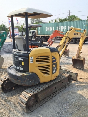 Komatsu PC35MR-2 เก่าญี่ปุ่น