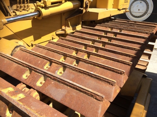 Komatsu D20PL-5 เกียร์ตัด ใบแทร็ค 70 สภาพสวยจริง นำเข้าจากญี่ปุ่น ราคาไม่แพงครับ Komatsu D20PL-5 เกียร์ตัด ใบแทร็ค 70 สภาพสวยจริง นำเข้าจากญี่ปุ่น ราคาไม่แพงครับ