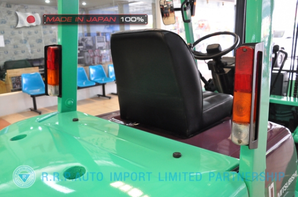 ขายรถโฟล์คลิฟท์มือสอง MITSUBISHI FD20-06760 นำเข้าจากประเทศญี่ปุ่น 100\% ไม่เคยใช้งานในไทย