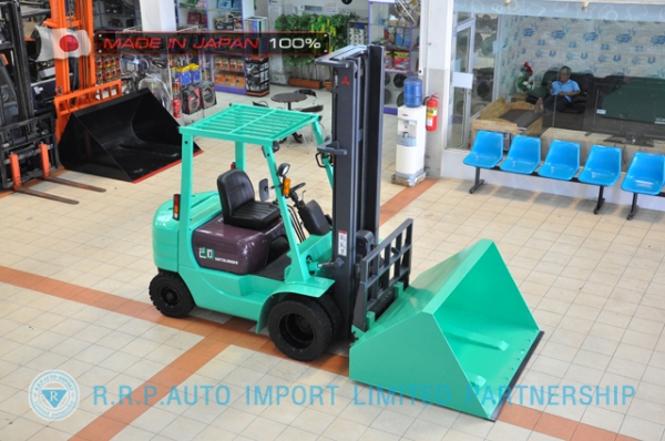 ขายรถโฟล์คลิฟท์มือสอง MITSUBISHI FD20-06760 นำเข้าจากประเทศญี่ปุ่น 100\% ไม่เคยใช้งานในไทย