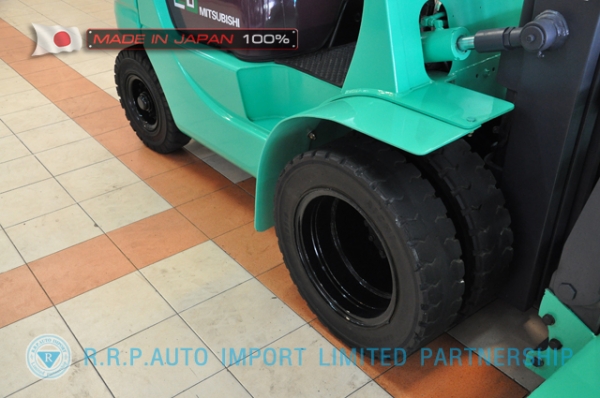 ขายรถโฟล์คลิฟท์มือสอง MITSUBISHI FD20-06760 นำเข้าจากประเทศญี่ปุ่น 100\% ไม่เคยใช้งานในไทย