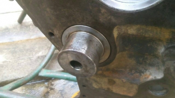 ขายเสื้อสูบรถแมคโค PC-200-5 และ PC-120-5 สภาพสวย 6-D-95-L และ 4-D-95-L   ไม่มีรอยแตกร้าว ขายไม่แพงครับ