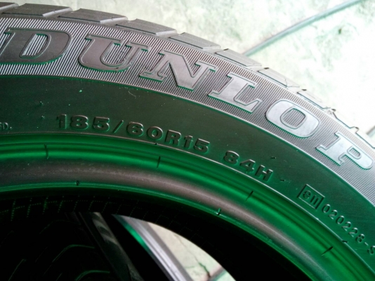 185/60R15  DUNLOP SP SPORT 2030 ปี14  ชุด 4 เส้น สฃ  tel. 081-427-3941