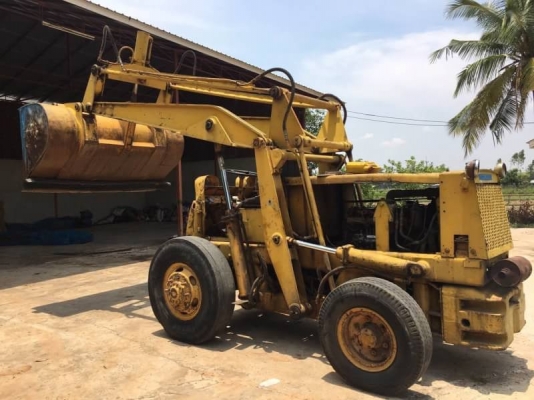 Komatsu SD20-2 ราคา 98,000 บาท เครื่องดี เกียร์แรง ใช้งานปกติ เอกสารชื้อขาย  รถอยู่ จ.ยโสธร  โทร&amp;ไอดีไลน์ 0610710295