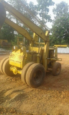 Komatsu SD20-2 ราคา 98,000 บาท เครื่องดี เกียร์แรง ใช้งานปกติ เอกสารชื้อขาย  รถอยู่ จ.อุดรธานี  โทร&amp;ไอดีไลน์ 0610710295