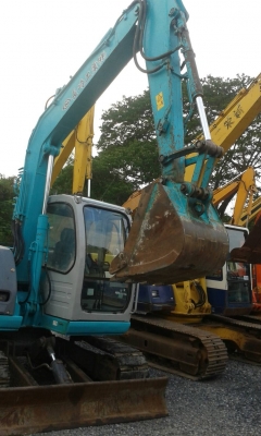 ต้องการขายรถขุดยี่ห้อ KOBELCO-SK60SR-1E รถนอกนำเข้าจากญี่ปุ่น ต้องการขายรถขุดยี่ห้อ KOBELCO-SK60SR-1E รถนอกนำเข้าจากญี่ปุ่น
