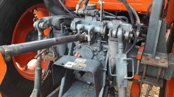 ขายคูโบต้า M8540 ดันหน้าผานหลัง สวยๆพร้อมใช้งาน เล่มทะเบียนพร้อม ขายคูโบต้า M8540 ดันหน้าผานหลัง สวยๆพร้อมใช้งาน เล่มทะเบียนพร้อม