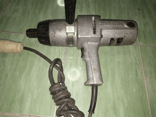 -ขายบล๊อกไฟฟ้าขนาด 1นิ้ว Makita Model 6910 แท้100\%.