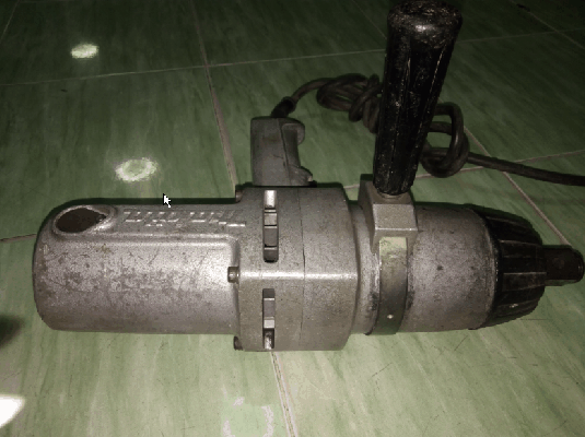 -ขายบล๊อกไฟฟ้าขนาด 1นิ้ว Makita Model 6910 แท้100\%. -ขายบล๊อกไฟฟ้าขนาด 1นิ้ว Makita Model 6910 แท้100\%.