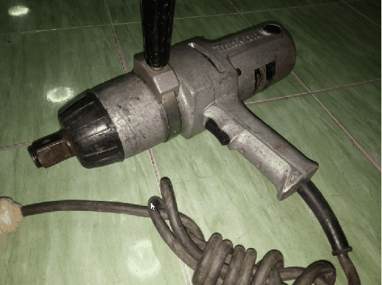 -ขายบล๊อกไฟฟ้าขนาด 1นิ้ว Makita Model 6910 แท้100\%. -ขายบล๊อกไฟฟ้าขนาด 1นิ้ว Makita Model 6910 แท้100\%.