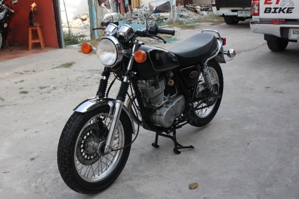 &lt;เอิร์ท พิดโลก&gt;sr400 สรรพสามิตแท้ ปี05 กุญแจชิฟ 2ดอก สีดำ