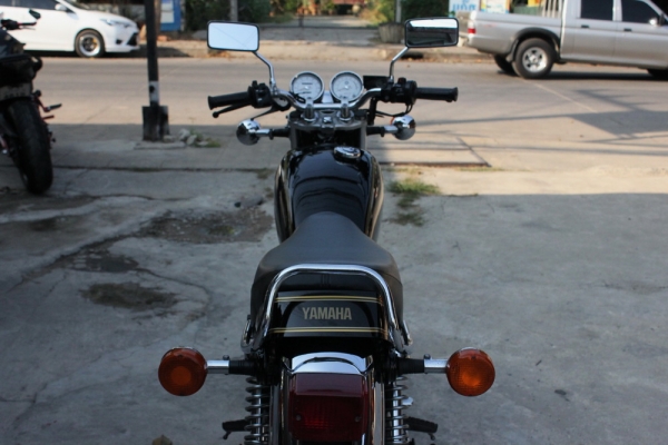 <เอิร์ท พิดโลก>sr400 สรรพสามิตแท้ ปี05 กุญแจชิฟ 2ดอก สีดำ <เอิร์ท พิดโลก>sr400 สรรพสามิตแท้ ปี05 กุญแจชิฟ 2ดอก สีดำ