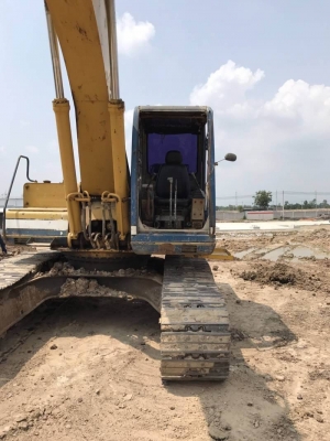 ขาย 535,000 บาท KOBELCO SK200 MARK 3  เครือง 6D31-Turbo ปั้ม K3V โช่หนา เอวแน่น (ไฟฟ้าครบ กล่อง จออยู่ มอเตอร์ยังอยู่ ) เอกสารชื้อขาย   รถอยู่ จ.ชลบุรี