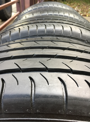 ยาง Dunlop 225 60 18 กลางปี15 ดอกเต็ม เนื้อนิ่มๆ ใช้ยาว ราคาไม่แพง ยาง Dunlop 225 60 18 กลางปี15 ดอกเต็ม เนื้อนิ่มๆ ใช้ยาว ราคาไม่แพง