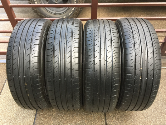 ยาง Dunlop 225 60 18 กลางปี15 ดอกเต็ม เนื้อนิ่มๆ ใช้ยาว ราคาไม่แพง ยาง Dunlop 225 60 18 กลางปี15 ดอกเต็ม เนื้อนิ่มๆ ใช้ยาว ราคาไม่แพง