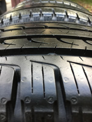 ยาง Goodyear 225 65 17 ปลายปี15 ดอกเต็ม เนื้อนิ่มๆ ใช้ยาว ราคาไม่แพง ยาง Goodyear 225 65 17 ปลายปี15 ดอกเต็ม เนื้อนิ่มๆ ใช้ยาว ราคาไม่แพง