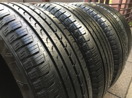 ยาง Goodyear 225 65 17 ปลายปี15 ดอกเต็ม เนื้อนิ่มๆ ใช้ยาว ราคาไม่แพง ยาง Goodyear 225 65 17 ปลายปี15 ดอกเต็ม เนื้อนิ่มๆ ใช้ยาว ราคาไม่แพง