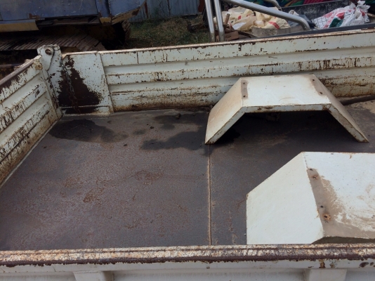 ขายกะบะดั้ม6ล้อสภาพสวยอุปกรครบ ขายกะบะดั้ม6ล้อสภาพสวยอุปกรครบ