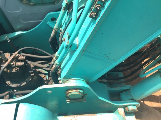 ขายรถแบคโฮ KOBELCO SK200 YN10 แอร์ไฟฟ้าเล่มทะเบียนพร้อม สนใจโทร 081-970-1072