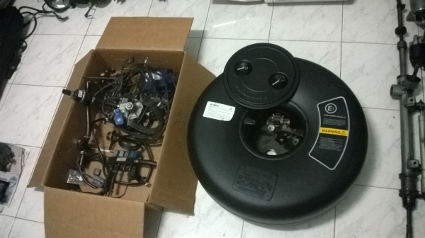 ขายชุดแก๊สหัวฉีด Energy Reform LPG  4สูบ ถังโดนัท42ลิตร อุปกรณ์ครบ มือ2สภาพดี ราคา4500บ โทร0924462525โส กทม