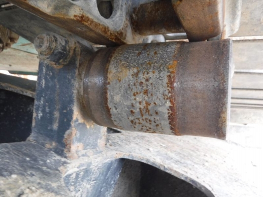 ขายรถขุดนำเข้าจากประเทศญี่ปุ่น kobelco sk135yy05 รุ่น8 แทรก 70 cm รถสวยเดิมๆ สนใจติดต่อสอบถาม 092-3309229 อีด