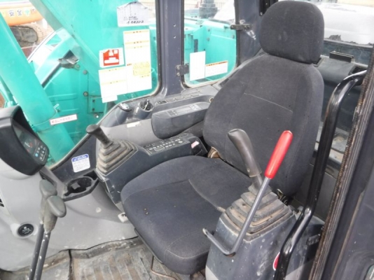 ขายรถขุดนำเข้าจากประเทศญี่ปุ่น kobelco sk135yy05 รุ่น8 แทรก 70 cm รถสวยเดิมๆ สนใจติดต่อสอบถาม 092-3309229 อีด