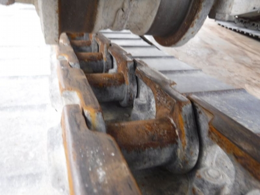 ขายรถขุดนำเข้าจากประเทศญี่ปุ่น kobelco sk135yy05 รุ่น8 แทรก 70 cm รถสวยเดิมๆ สนใจติดต่อสอบถาม 092-3309229 อีด