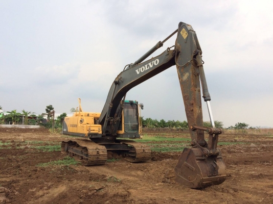 แบคโฮ วอลโว่ EC210B เอวแน่น ไฟฟ้าครบทุกจุด เอกสารเล่มทะเบียน 1.35 ล้าน แบคโฮ วอลโว่ EC210B เอวแน่น ไฟฟ้าครบทุกจุด เอกสารเล่มทะเบียน 1.35 ล้าน