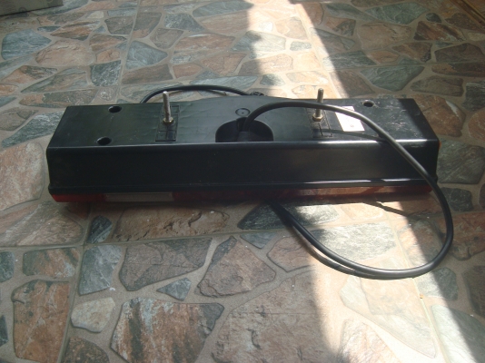 ขายชุดไฟท้าย ใช้กับรถ BENZ หัวลาก รุ่น 2024 ขายชุดไฟท้าย ใช้กับรถ BENZ หัวลาก รุ่น 2024