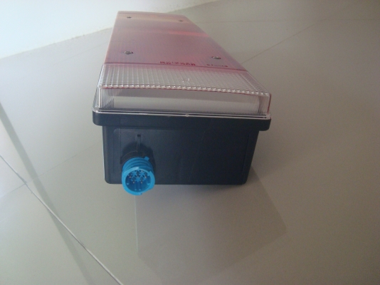 ขายชุดโคมไฟท้าย MAN หัวลาก รุ่น L20, L80, L82, L87 ขายชุดโคมไฟท้าย MAN หัวลาก รุ่น L20, L80, L82, L87