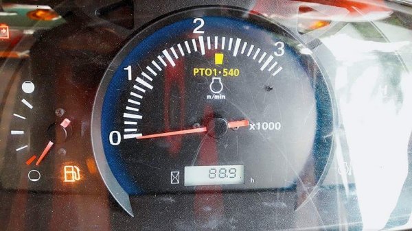 KUBOTA L5018 VT (4WD) 2 เพลา สภาพใหม่สวย ชั่วโมงใช้ งานน้อย สีเดิมทั้งคัน พร้อมชุดใบมีดดันหน้า ผาน DH245-6F KUBOTA L5018 VT (4WD) 2 เพลา สภาพใหม่สวย ชั่วโมงใช้ งานน้อย สีเดิมทั้งคัน พร้อมชุดใบมีดดันหน้า ผาน DH245-6F