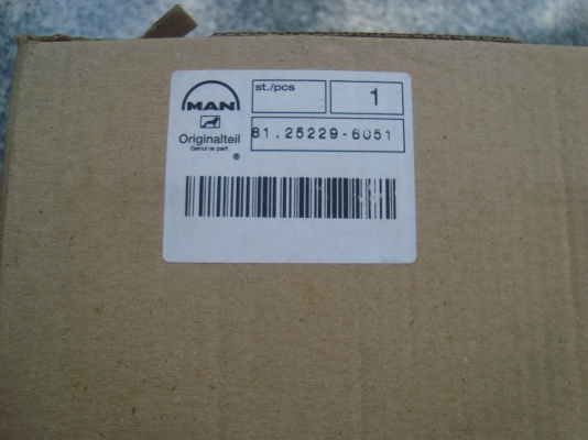 ขายฝาครอบไฟท้าย MAN หัวลาก รุ่น L20, L75, L80, L82, L87