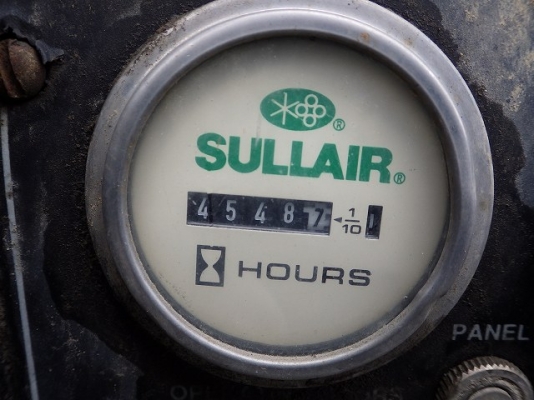 ปั้มลม High Pressure 10.5 บาร์ ยี่ห้อ Sullair รุ่น H1300 (1300 cfm, เครื่อง CAT 3406 Turbo) จากญี่ปุ่น ราคาถูกมากครับ ปั้มลม High Pressure 10.5 บาร์ ยี่ห้อ Sullair รุ่น H1300 (1300 cfm, เครื่อง CAT 3406 Turbo) จากญี่ปุ่น ราคาถูกมากครับ