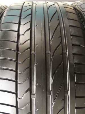 ขายยาง BRIDGESTONE RE050A 245-40-18 ปี15 ดอกหนาจัด ไม่มีปะ ไม่มีตำหนิ คู่ละ 5,000 บาท ขายยาง BRIDGESTONE RE050A 245-40-18 ปี15 ดอกหนาจัด ไม่มีปะ ไม่มีตำหนิ คู่ละ 5,000 บาท