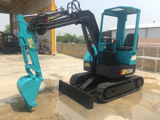 KOMATSU รุ่น: PC28UU-1 KOMATSU รุ่น: PC28UU-1