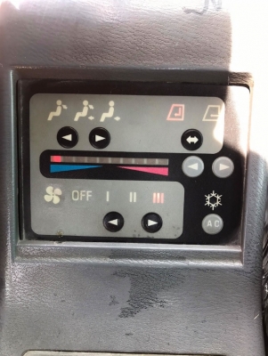 ขายรถแบคโฮ KOBELCO SK100 MARK 5 SUPER มีลายหัวกระแทก รถนอกนำเข้าจากญี่ปุ่น มีVDOการทำงานครับ