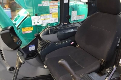 มาใหม่อีกคันครับ KOBELCO SK135SR-2 ปี2008 นำเข้าจากญี่ปุ่น โทร.090-986-2521 อ๊อบ